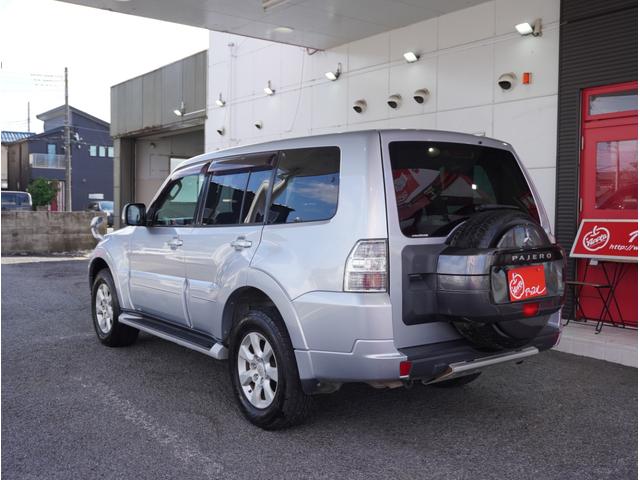 パジェロ ロング　ＧＲ　４ＷＤ　ディーゼルターボ　リアデフロック付　パナソニックナビ　ＴＶ　バックカメラ　前席シートヒーター　７人乗り　スキッドプレート　キーレス　ＥＴＣ　フォグライト　横滑り防止　１７インチアルミ（26枚目）