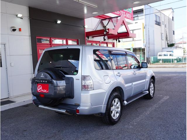 パジェロ ロング　ＧＲ　４ＷＤ　ディーゼルターボ　リアデフロック付　パナソニックナビ　ＴＶ　バックカメラ　前席シートヒーター　７人乗り　スキッドプレート　キーレス　ＥＴＣ　フォグライト　横滑り防止　１７インチアルミ（28枚目）