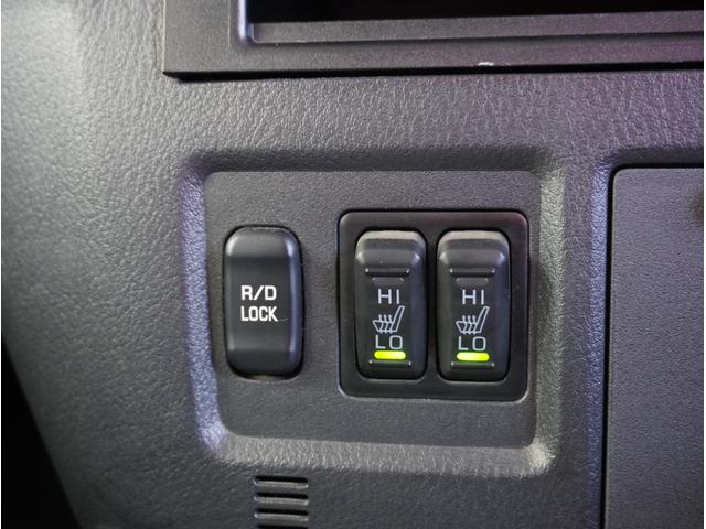 パジェロ ロング　ＧＲ　４ＷＤ　ディーゼルターボ　リアデフロック付　パナソニックナビ　ＴＶ　バックカメラ　前席シートヒーター　７人乗り　スキッドプレート　キーレス　ＥＴＣ　フォグライト　横滑り防止　１７インチアルミ（48枚目）