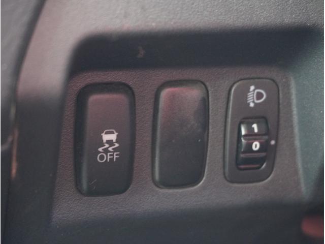 パジェロ ロング　ＧＲ　４ＷＤ　ディーゼルターボ　リアデフロック付　パナソニックナビ　ＴＶ　バックカメラ　前席シートヒーター　７人乗り　スキッドプレート　キーレス　ＥＴＣ　フォグライト　横滑り防止　１７インチアルミ（53枚目）