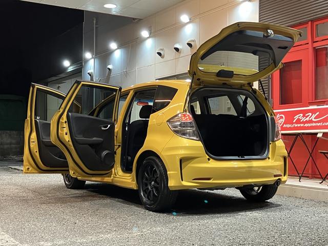 フィット RS 車検2年付 保証付 6MT KENWOODナビ TV バックカメラ ETC Bluetooth社外アルミホイール タイヤ付純正ホイール有 電動格納ミラー i-VTEC(11枚目)