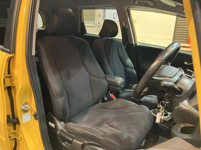 フィット RS 車検2年付 保証付 6MT KENWOODナビ TV バックカメラ ETC Bluetooth社外アルミホイール タイヤ付純正ホイール有 電動格納ミラー i-VTEC(14枚目)