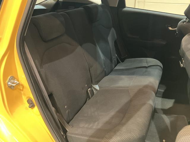 フィット RS 車検2年付 保証付 6MT KENWOODナビ TV バックカメラ ETC Bluetooth社外アルミホイール タイヤ付純正ホイール有 電動格納ミラー i-VTEC(16枚目)