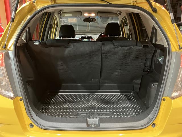 フィット RS 車検2年付 保証付 6MT KENWOODナビ TV バックカメラ ETC Bluetooth社外アルミホイール タイヤ付純正ホイール有 電動格納ミラー i-VTEC(36枚目)