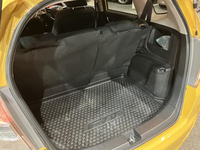 フィット RS 車検2年付 保証付 6MT KENWOODナビ TV バックカメラ ETC Bluetooth社外アルミホイール タイヤ付純正ホイール有 電動格納ミラー i-VTEC(37枚目)