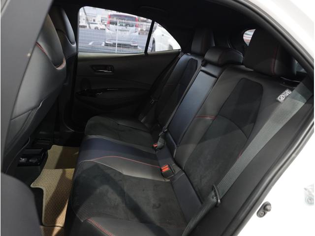 ＧＲカローラ ＲＺ　禁煙車　４ＷＤ　６速ミッション　ディスプレイオーディオ　バックカメラ　ヘッドアップディスプレイ　ブラインドスポットモニター　シートヒーター　ステアリングヒーター　レッドステッチシート（35枚目）