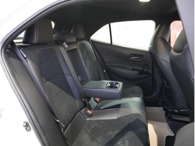ＧＲカローラ ＲＺ　禁煙車　４ＷＤ　６速ミッション　ディスプレイオーディオ　バックカメラ　ヘッドアップディスプレイ　ブラインドスポットモニター　シートヒーター　ステアリングヒーター　レッドステッチシート（41枚目）