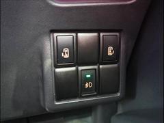 ���åץ�ή����������Ź�Ǥϡ���־��¿���ߤ��Ƥ���ޤ��ΤǤ����ڤˤ���Ź�������������դ��Ǥ��ΤǱ�������¿����Ƥ��ۤ�ĺ���ޤ��� 3