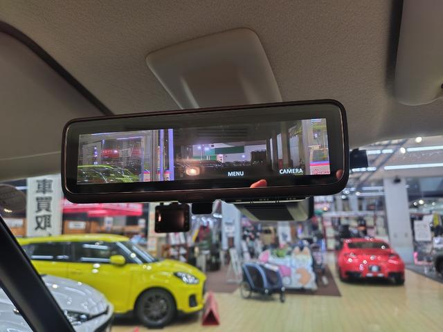 デリカミニ Ｔ　プレミアム　アルパイン１０インチナビ　４ＷＤ　ターボ（6枚目）