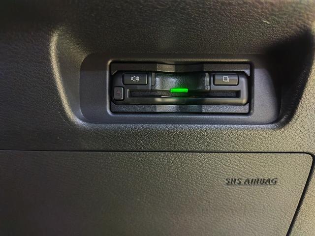 デリカミニ Ｔ　プレミアム　アルパイン１０インチナビ　４ＷＤ　ターボ（17枚目）