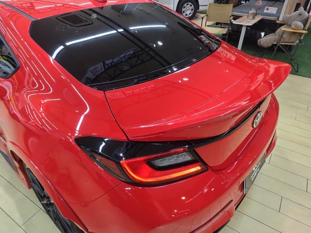 ���A�E�B���O