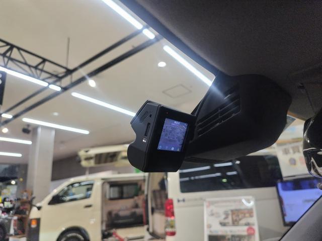 スイフトスポーツ ベースグレード 8インチナビ、ワークエモーション17インチアルミ(9枚目)