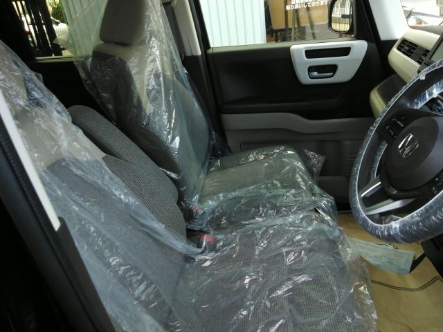 N BOX Gホンダセンシング キーレス フルセグ ナビ&TV アイドリングストップ エアバッグ オートマ フル装備 助手席エアバッグ 衝突被害軽減システム ETC バックカメラ スマートキー 横滑り防止機能 シートヒーター(2枚目)