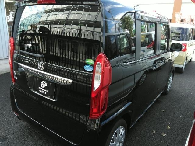 N BOX Gホンダセンシング キーレス フルセグ ナビ&TV アイドリングストップ エアバッグ オートマ フル装備 助手席エアバッグ 衝突被害軽減システム ETC バックカメラ スマートキー 横滑り防止機能 シートヒーター(3枚目)