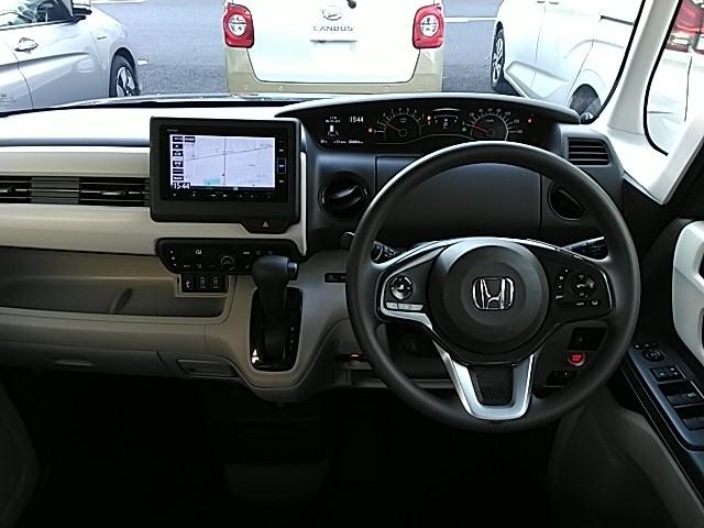 N BOX Gホンダセンシング キーレス フルセグ ナビ&TV アイドリングストップ エアバッグ オートマ フル装備 助手席エアバッグ 衝突被害軽減システム ETC バックカメラ スマートキー 横滑り防止機能 シートヒーター(9枚目)