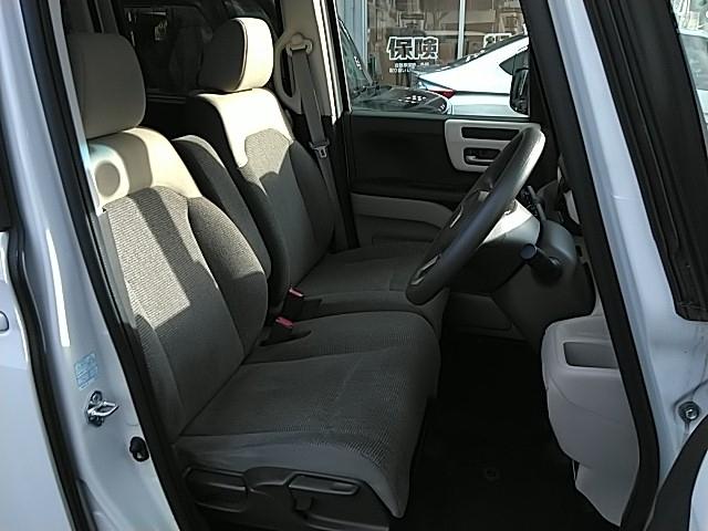 Ｎ　ＢＯＸ Ｇ・Ｌホンダセンシング　両側電動スライド　キーレス　フルセグ　ナビ＆ＴＶ　アイドリングストップ　エアバッグ　オートマ　ディーラー車　フル装備　助手席エアバッグ　衝突被害軽減システム　ＥＴＣ　バックカメラ　スマートキー（10枚目）