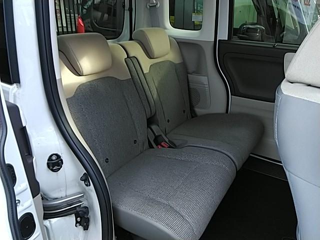 Ｎ　ＢＯＸ Ｇ・Ｌホンダセンシング　両側電動スライド　キーレス　フルセグ　ナビ＆ＴＶ　アイドリングストップ　エアバッグ　オートマ　ディーラー車　フル装備　助手席エアバッグ　衝突被害軽減システム　ＥＴＣ　バックカメラ　スマートキー（12枚目）