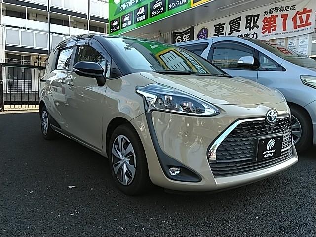 シエンタ ハイブリッドＧ　クエロ　両側電動スライド　キーレス　フルセグ　ナビ＆ＴＶ　乗車定員７人　エアバッグ　オートマ　ディーラー車　フル装備　助手席エアバッグ　衝突被害軽減システム　ＥＴＣ　バックカメラ　スマートキー　横滑り防止機能（7枚目）