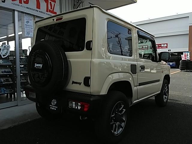 ジムニー ＸＣ　キーレス　フルセグ　ナビ＆ＴＶ　エアバッグ　ディーラー車　フル装備　助手席エアバッグ　衝突被害軽減システム　スマートキー　オートクルーズコントロール　シートヒーター（3枚目）