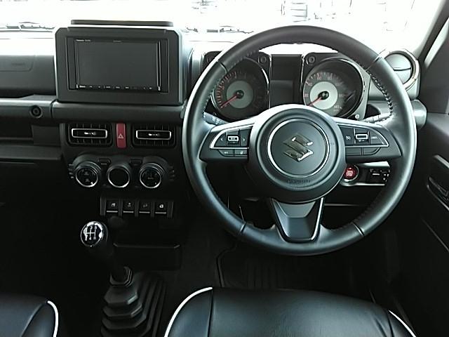 ジムニー ＸＣ　キーレス　フルセグ　ナビ＆ＴＶ　エアバッグ　ディーラー車　フル装備　助手席エアバッグ　衝突被害軽減システム　スマートキー　オートクルーズコントロール　シートヒーター（8枚目）