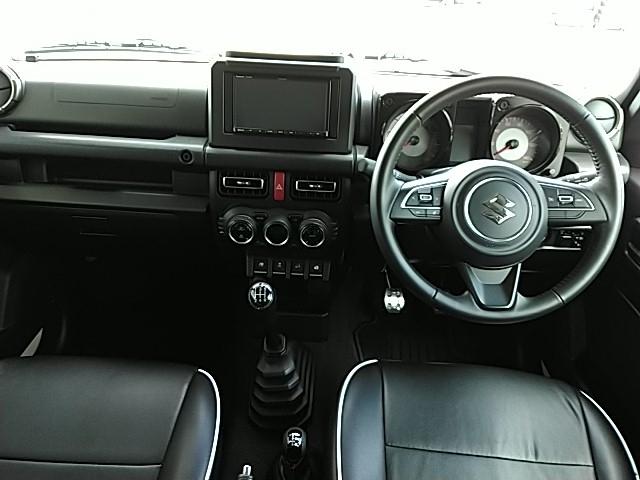 ジムニー ＸＣ　キーレス　フルセグ　ナビ＆ＴＶ　エアバッグ　ディーラー車　フル装備　助手席エアバッグ　衝突被害軽減システム　スマートキー　オートクルーズコントロール　シートヒーター（9枚目）