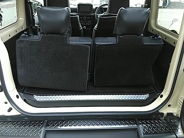 ジムニー ＸＣ　キーレス　フルセグ　ナビ＆ＴＶ　エアバッグ　ディーラー車　フル装備　助手席エアバッグ　衝突被害軽減システム　スマートキー　オートクルーズコントロール　シートヒーター（14枚目）