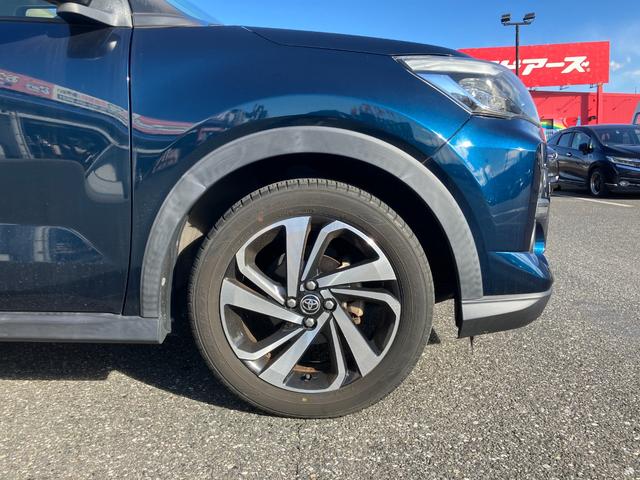 ライズ Ｚ　ワンオーナー　キーレス　フルセグ　ナビ＆ＴＶ　１７アルミホイール　エアバッグ　オートマ　フル装備　助手席エアバッグ　バックカメラ　スマートキー（31枚目）