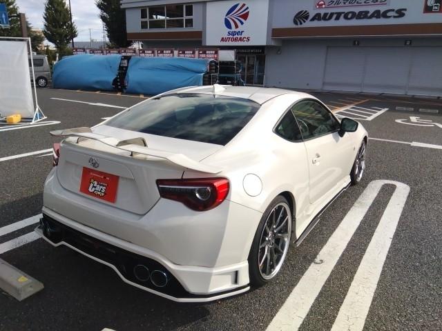 ８６ ＧＴ　キーレス　フルセグ　ナビ＆ＴＶ　１９アルミホイール　エアバッグ　フル装備　安全装備　助手席エアバッグ　サイドエアバッグ　ＥＴＣ　スマートキー　横滑り防止機能　オートクルーズコントロール（19枚目）