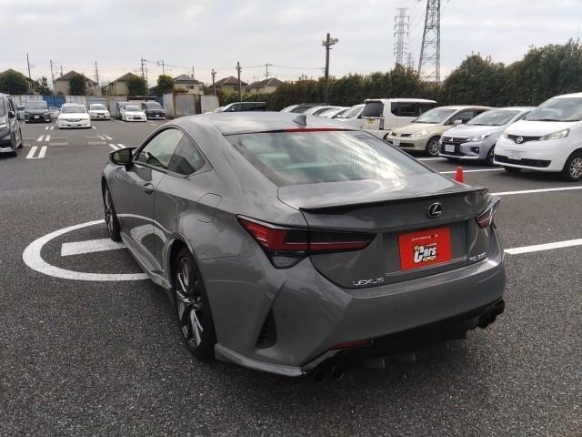 ＲＣ ＲＣ３５０　Ｆスポーツ　サンルーフ　革シート　キーレス　フルセグ　ナビ＆ＴＶ　１９アルミホイール　エアバッグ　電動シート　オートマ　フル装備　安全装備　助手席エアバッグ　サイドエアバッグ　衝突被害軽減システム　ＥＴＣ（3枚目）