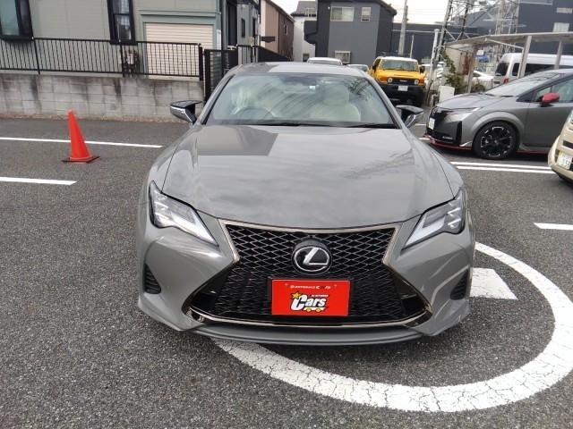 ＲＣ ＲＣ３５０　Ｆスポーツ　サンルーフ　革シート　キーレス　フルセグ　ナビ＆ＴＶ　１９アルミホイール　エアバッグ　電動シート　オートマ　フル装備　安全装備　助手席エアバッグ　サイドエアバッグ　衝突被害軽減システム　ＥＴＣ（4枚目）