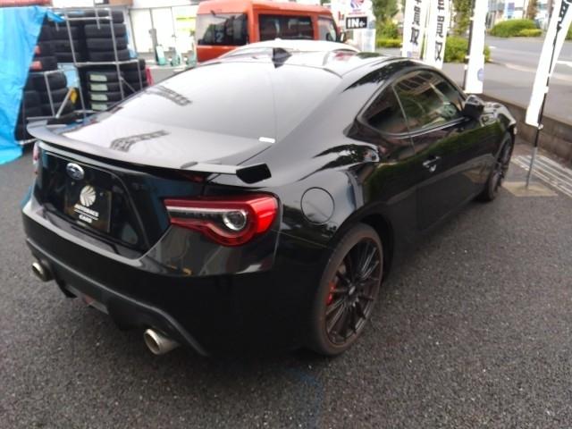 ＢＲＺ ＳＴＩ　スポーツ　キーレス　フルセグ　ナビ＆ＴＶ　１８アルミホイール　エアバッグ　フル装備　安全装備　助手席エアバッグ　サイドエアバッグ　ＥＴＣ　バックカメラ　スマートキー　横滑り防止機能　オートクルーズコントロール（3枚目）