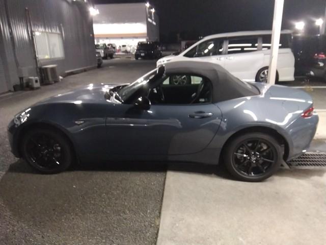 ロードスター ＲＳ　ワンオーナー　キーレス　フルセグ　ナビ＆ＴＶ　エアバッグ　フル装備　安全装備　助手席エアバッグ　サイドエアバッグ　ＥＴＣ　バックカメラ　スマートキー　横滑り防止機能　オートクルーズコントロール（14枚目）