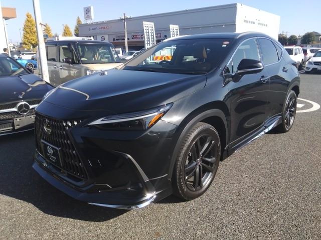 ＮＸ ＮＸ３５０ｈ　バージョンＬ　ワンオーナー　サンルーフ　革シート　キーレス　フルセグ　ナビ＆ＴＶ　２０アルミホイール　エアバッグ　電動シート　オートマ　フル装備　安全装備　助手席エアバッグ　サイドエアバッグ　衝突被害軽減システム（2枚目）