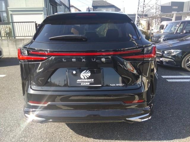 ＮＸ ＮＸ３５０ｈ　バージョンＬ　ワンオーナー　サンルーフ　革シート　キーレス　フルセグ　ナビ＆ＴＶ　２０アルミホイール　エアバッグ　電動シート　オートマ　フル装備　安全装備　助手席エアバッグ　サイドエアバッグ　衝突被害軽減システム（3枚目）