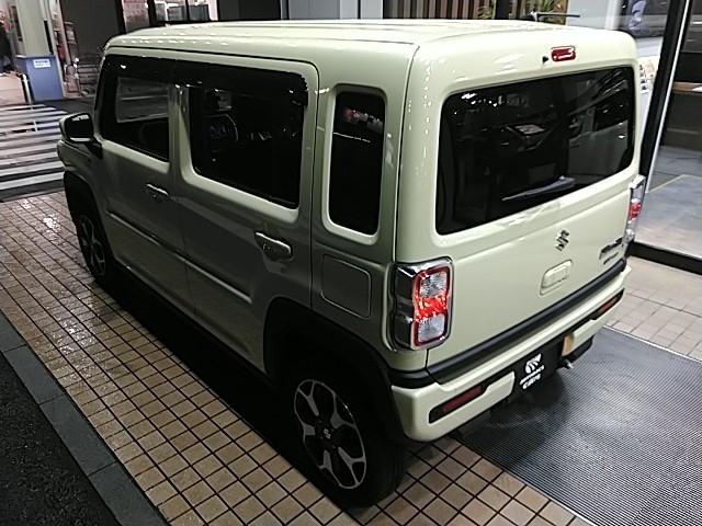 ハスラー ハイブリッドＸ　ワンオーナー　キーレス　フルセグ　ナビ＆ＴＶ　１５アルミホイール　エアバッグ　オートマ　フル装備　助手席エアバッグ　衝突被害軽減システム　ＥＴＣ　バックカメラ　スマートキー（18枚目）