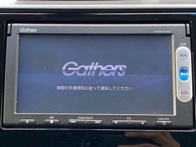 Ｆパッケージ　純正メモリナビ／ＣＤ／Ｂｌｕｅｔｏｏｔｈ／バックカメラ／社外１５インチＡＷ／純正フロアマット／ドアバイザー／電動格納ミラー／前方ドラレコ／ＥＴＣ／スマーキー／ＡＢＳ／横滑り防止装置／ダブルエアバッグ(3枚目)