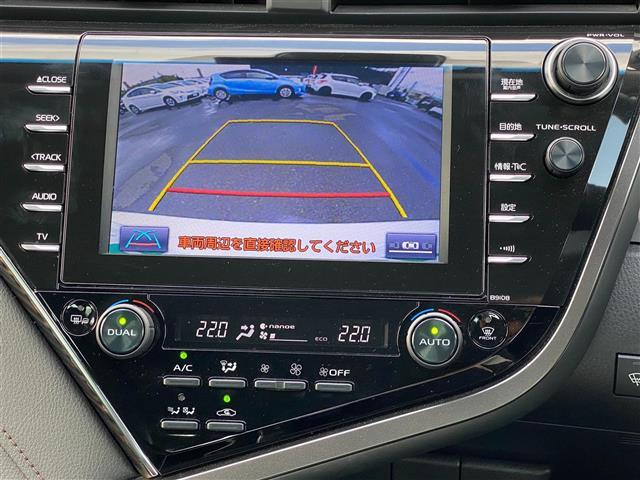 カムリ Ｇレザーパッケージ　純正９型ナビ（Ｂｌｕｅｔｏｏｔｈ，バックカメラ，フルセグＴＶ）　パワーバックドア　レーダークルーズコントロール　横滑り防止装置　盗難防止装置　カーテンエアバッグ　オートマチックハイビーム　禁煙車（12枚目）