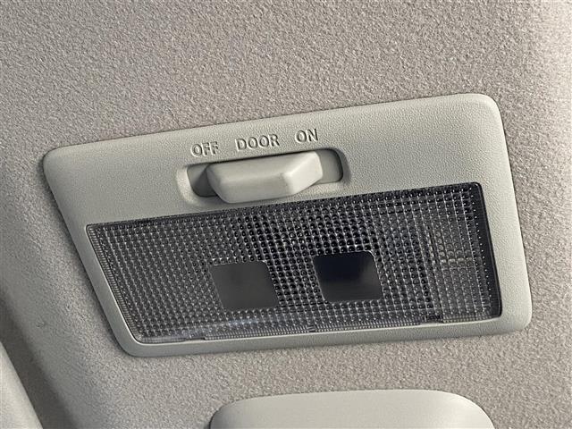 ワゴンＲ ＦＺ　ワンオーナー　カロッツェリア製ナビ（Ｂｌｕｅｔｏｏｔｈ・フルセグ・ＣＤ・ＵＳＢ・ＳＤ）　シートヒーター　スマートキー２　純正フロアマット　純正ドアバイザー　純正１４インチアルミホイール　電動格納ミラー（8枚目）