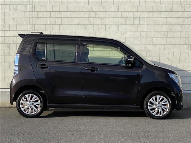 ワゴンＲ ＦＺ　ワンオーナー　カロッツェリア製ナビ（Ｂｌｕｅｔｏｏｔｈ・フルセグ・ＣＤ・ＵＳＢ・ＳＤ）　シートヒーター　スマートキー２　純正フロアマット　純正ドアバイザー　純正１４インチアルミホイール　電動格納ミラー（30枚目）