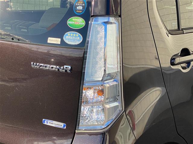 ワゴンＲ ＦＺ　ワンオーナー　カロッツェリア製ナビ（Ｂｌｕｅｔｏｏｔｈ・フルセグ・ＣＤ・ＵＳＢ・ＳＤ）　シートヒーター　スマートキー２　純正フロアマット　純正ドアバイザー　純正１４インチアルミホイール　電動格納ミラー（35枚目）