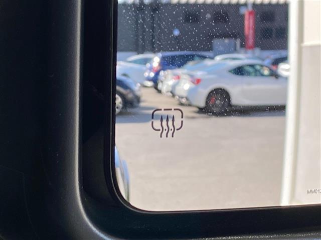 ジープ・ラングラーアンリミテッド サハラ ワンオーナー ブラインドスポットモニター メーカー純正ナビ(フルセグ・Bluetooth・AUX・USB) 純正ドライブレコーダー ETC2.0 バックカメラ 前席シートヒーター LEDヘッドライト(4枚目)