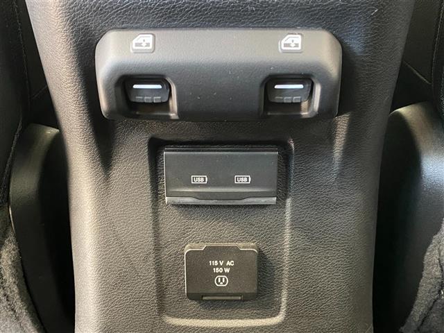 ジープ・ラングラーアンリミテッド サハラ ワンオーナー ブラインドスポットモニター メーカー純正ナビ(フルセグ・Bluetooth・AUX・USB) 純正ドライブレコーダー ETC2.0 バックカメラ 前席シートヒーター LEDヘッドライト(28枚目)