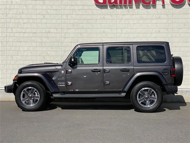 ジープ・ラングラーアンリミテッド サハラ ワンオーナー ブラインドスポットモニター メーカー純正ナビ(フルセグ・Bluetooth・AUX・USB) 純正ドライブレコーダー ETC2.0 バックカメラ 前席シートヒーター LEDヘッドライト(32枚目)