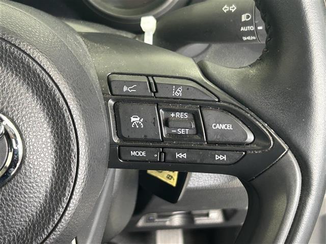 ヤリスクロス ハイブリッドG ブラインドスポットモニター メーカー純正ナビ(フルセグ・Bluetooth・USB) トヨタセーフティセンス オートクルーズコントロール ドライブレコーダー LEDヘッドライト 純正フロアマット(22枚目)