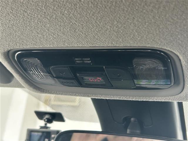 ヤリスクロス ハイブリッドG ブラインドスポットモニター メーカー純正ナビ(フルセグ・Bluetooth・USB) トヨタセーフティセンス オートクルーズコントロール ドライブレコーダー LEDヘッドライト 純正フロアマット(29枚目)