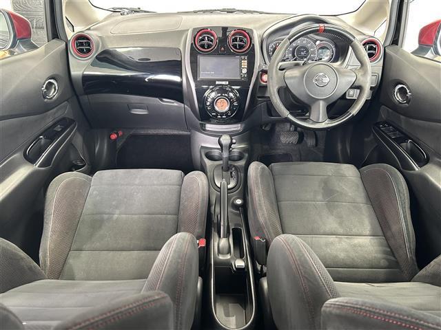 ノート ニスモ 純正SDナビ(フルセグ・Bluetooth・CD・USB) バックカメラ LEDヘッドライト リアフォグランプ ETC 純正16インチアルミホイール アイドリングストップ 純正フロアマット ドアバイザ(2枚目)