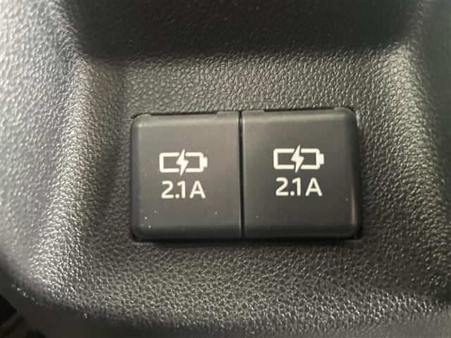 ライズ Ｚ　純正ディスプレイオーディオ　リアフォグランプ　前席シートヒータ　オートマチックハイビーム　電動パーキングブレーキ　ブレーキホールド　前後ドライブレコーダ　スペアキー　バックカメラ　ＬＥＤヘッドライト（11枚目）