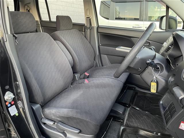 ワゴンＲ ＦＸリミテッド　プッシュスタート　スマートキー×２　ＣＤプレイヤー　ドアバイザー　電動格納ミラー　オートエアコン　アクセサリーソケット　オートライト　純正１４インチアルミホイール　保証書　取扱説明書（2枚目）