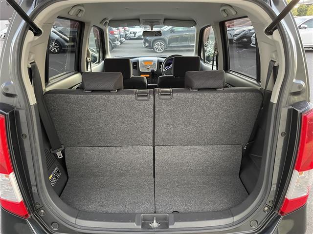 ワゴンＲ ＦＸリミテッド　プッシュスタート　スマートキー×２　ＣＤプレイヤー　ドアバイザー　電動格納ミラー　オートエアコン　アクセサリーソケット　オートライト　純正１４インチアルミホイール　保証書　取扱説明書（4枚目）