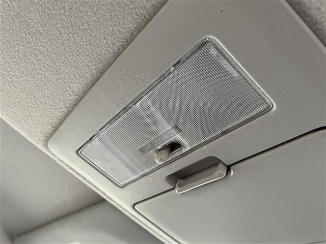 ワゴンＲ ＦＸリミテッド　プッシュスタート　スマートキー×２　ＣＤプレイヤー　ドアバイザー　電動格納ミラー　オートエアコン　アクセサリーソケット　オートライト　純正１４インチアルミホイール　保証書　取扱説明書（17枚目）